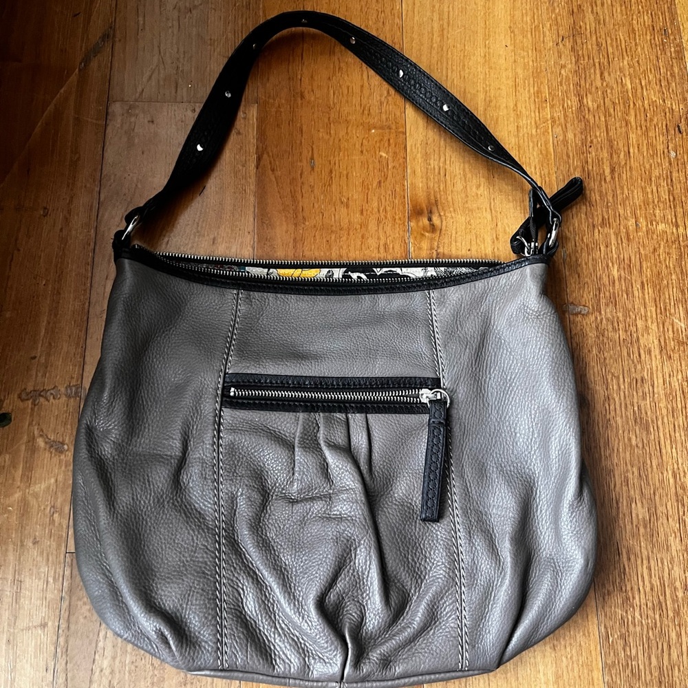 The Sak Black and Gray Leather Shoulder Bag